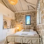 Kastro - Country Semesterbostad *