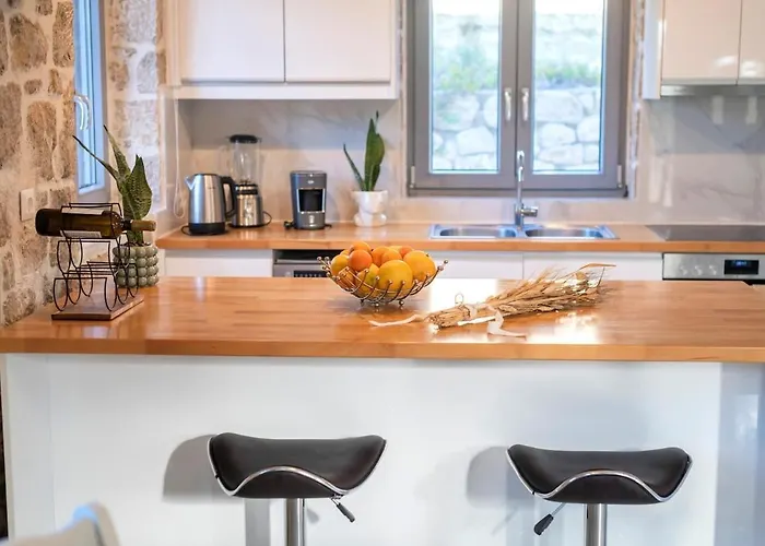 펜션 Kastro - Country Rhodes City